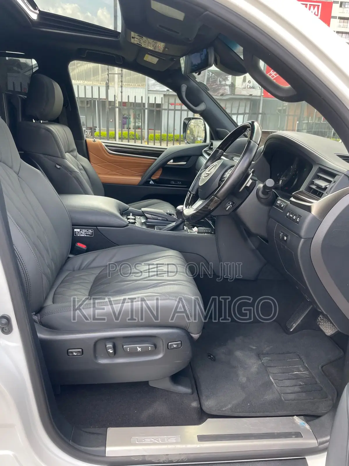 Lexus LX 2020 White