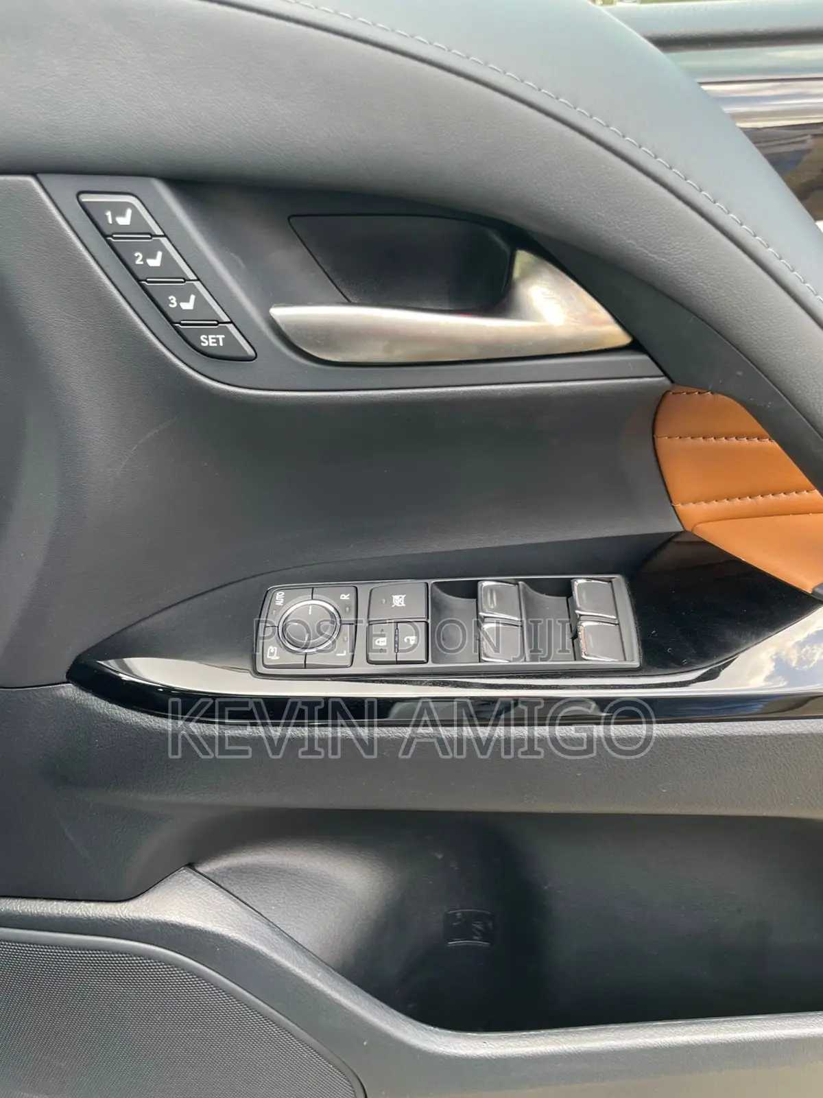 Lexus LX 2020 White