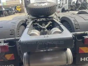 Howo Max Prime Mover