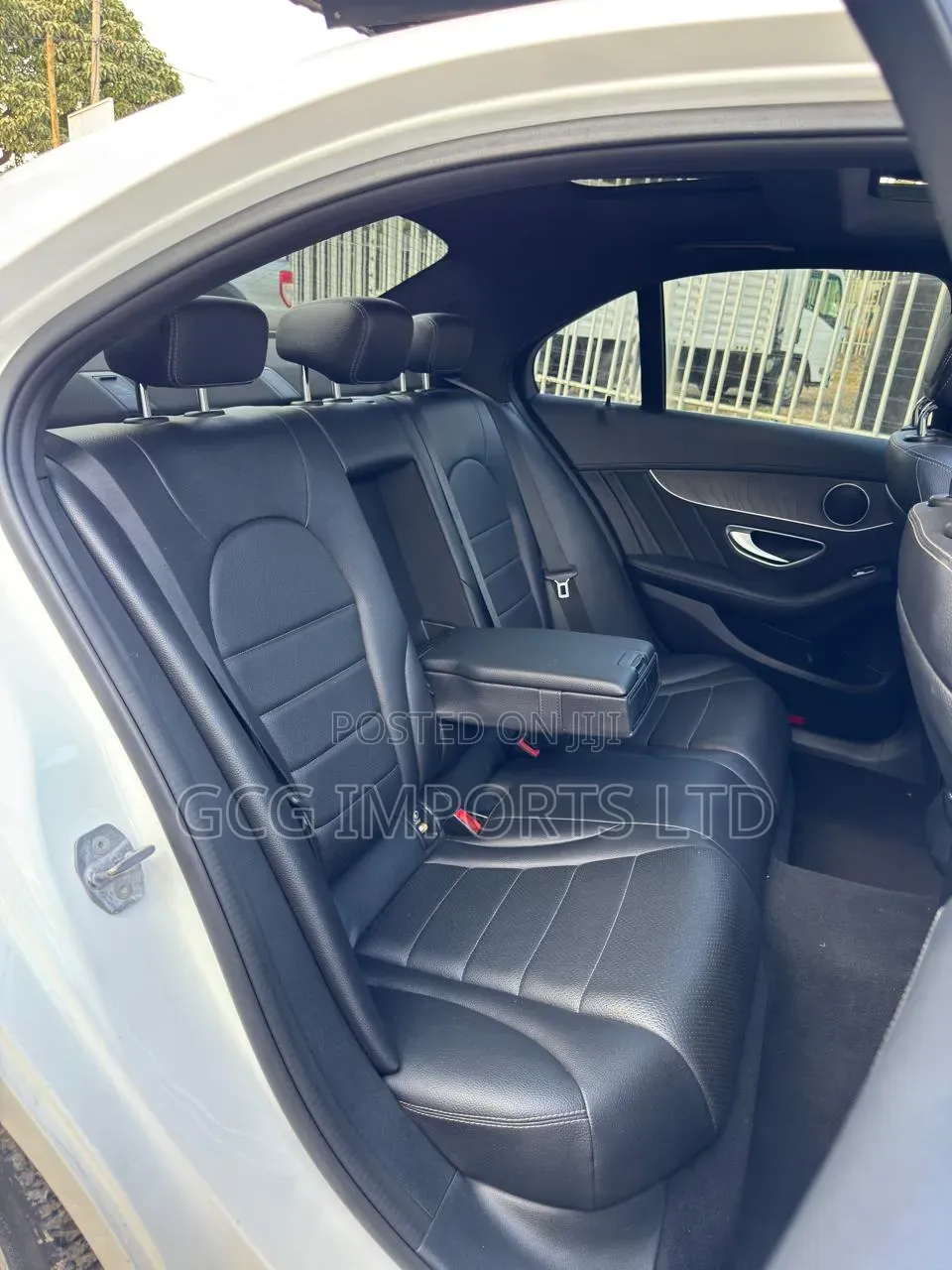 Mercedes-Benz C200 2016 White