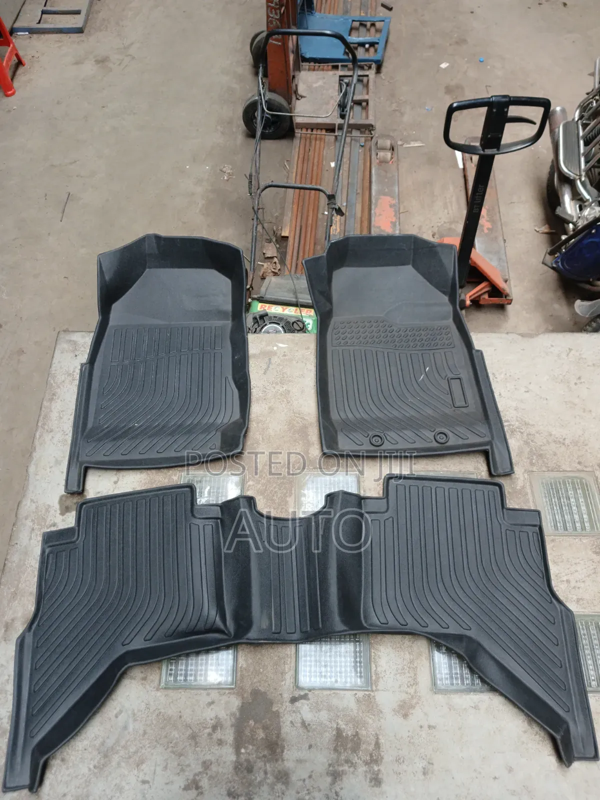 Isuzu D-Max Tpe Floor Liners – Custom Fit 3d Car Mats