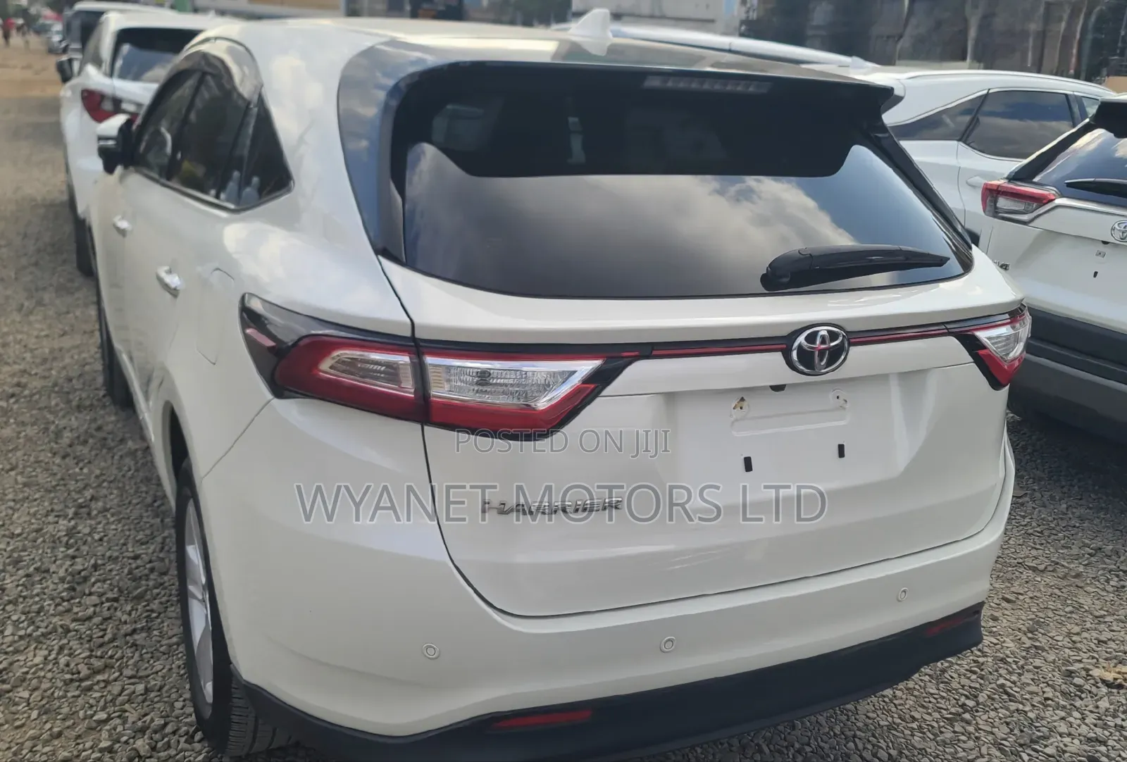 Toyota Harrier 2.0 2019 Pearl