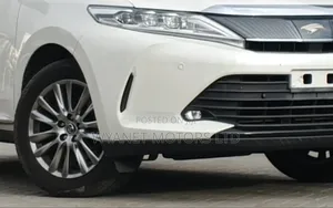 Toyota Harrier 2.0 2019 Pearl