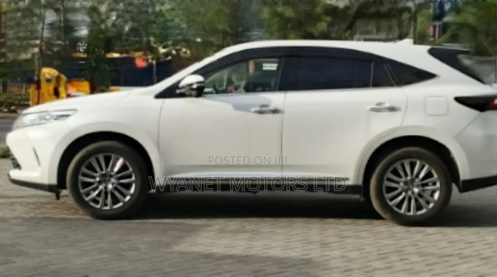 Toyota Harrier 2.0 2019 Pearl