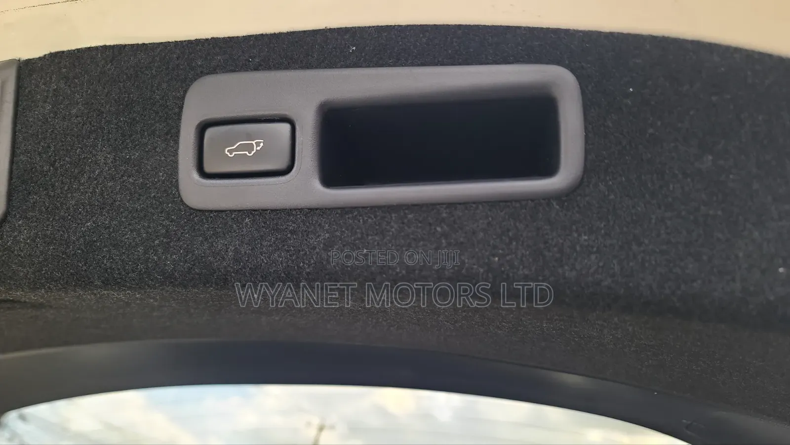 Toyota Harrier 2.0 2019 Pearl