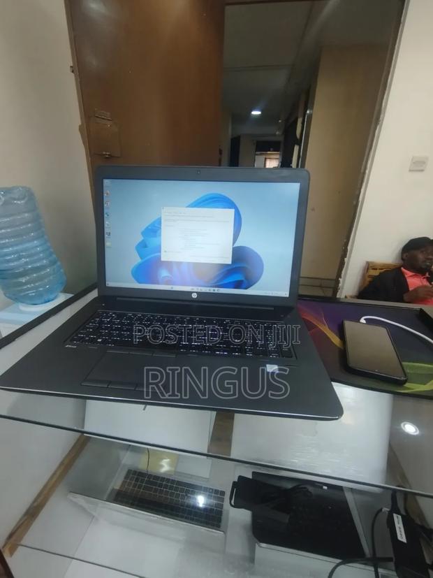 Laptop HP ZBook 17 G4 16GB Intel Core i7 SSD 256GB - thumbnail 4