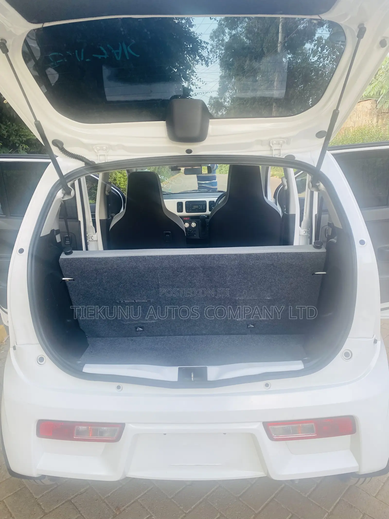 Suzuki Alto 2019 White