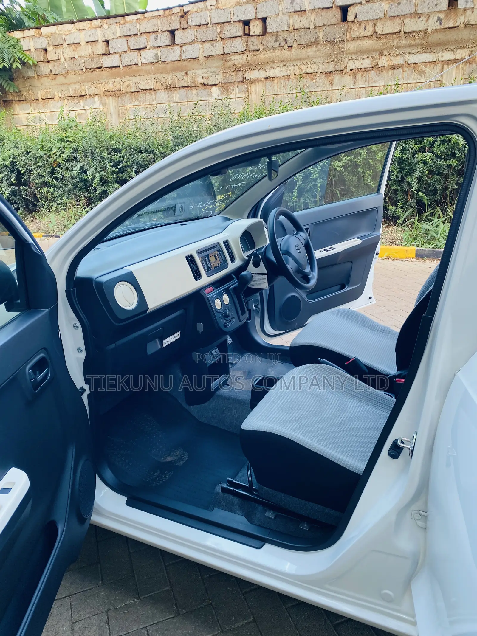 Suzuki Alto 2019 White