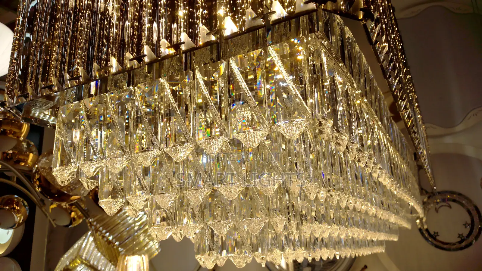 Modern Crystal Chandelier for Living Rooms