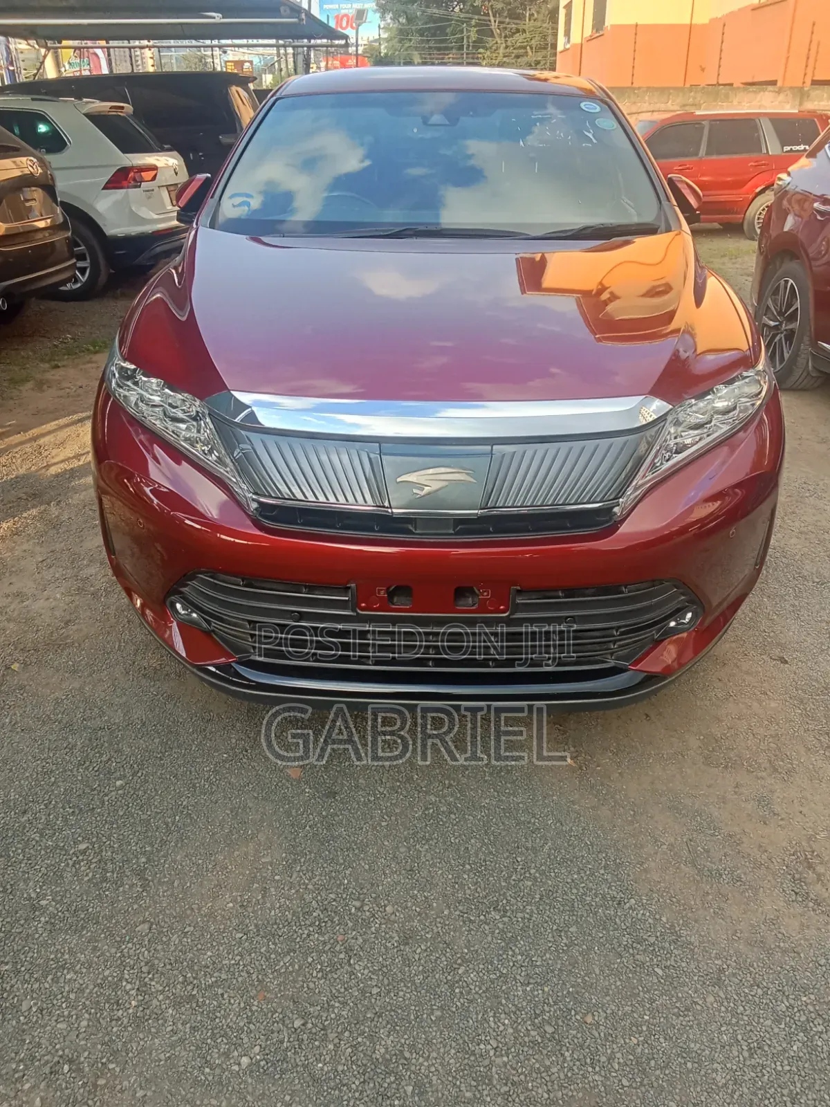 Toyota Harrier 2.0 2019 Red