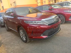 Toyota Harrier 2.0 2019 Red