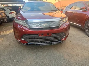 Toyota Harrier 2.0 2019 Red