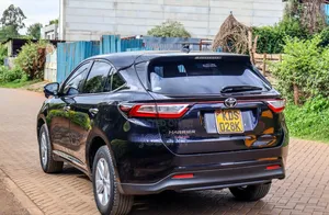 Toyota Harrier 2017