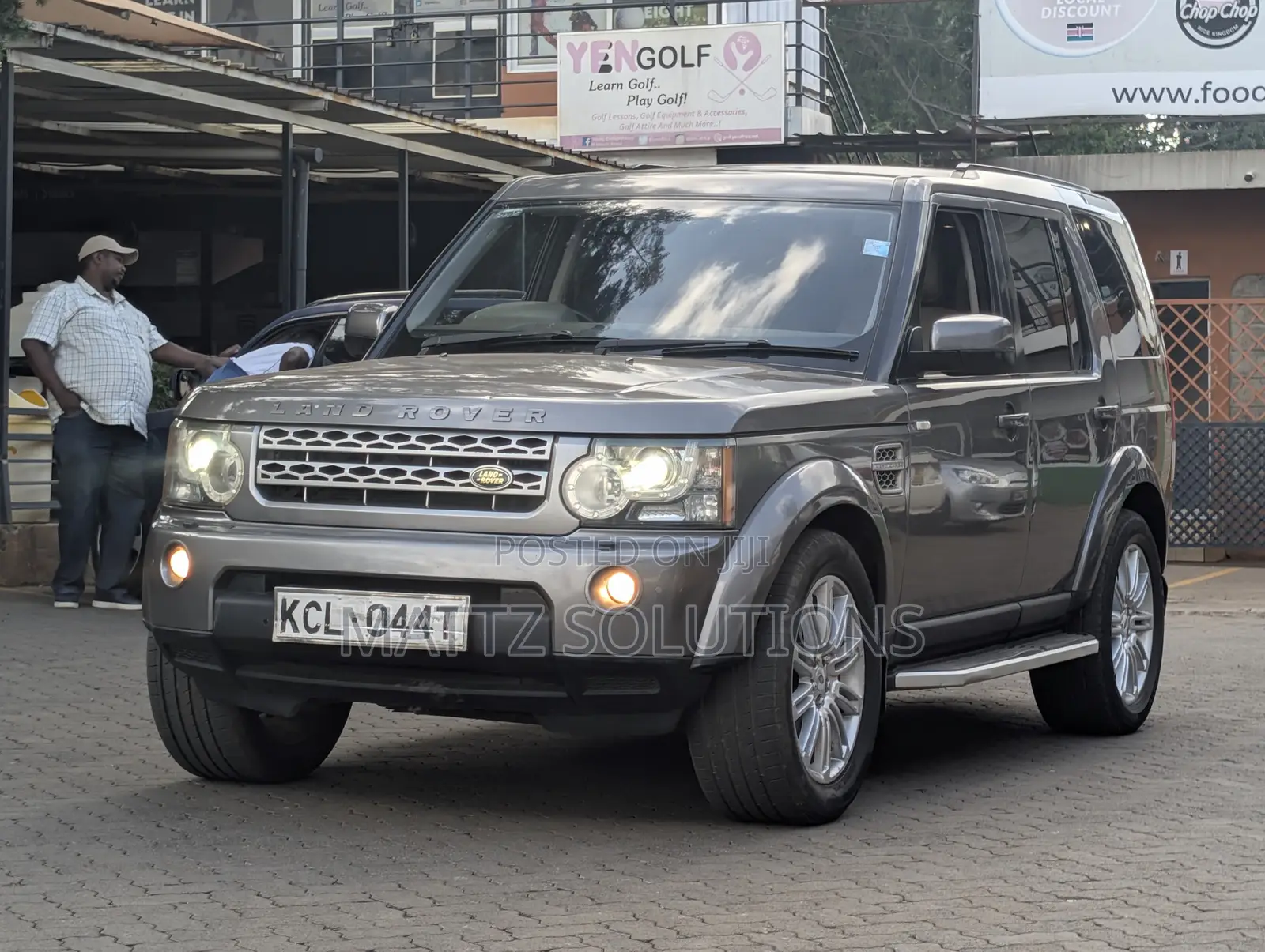 Land Rover Discovery 2010 Gray
