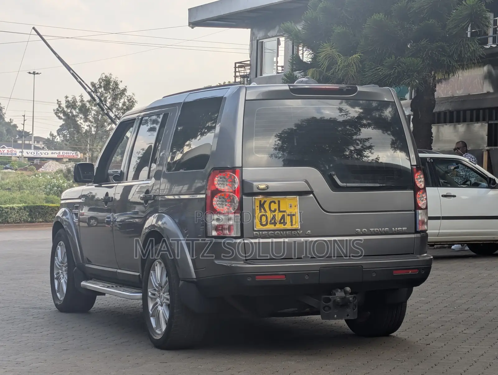 Land Rover Discovery 2010 Gray