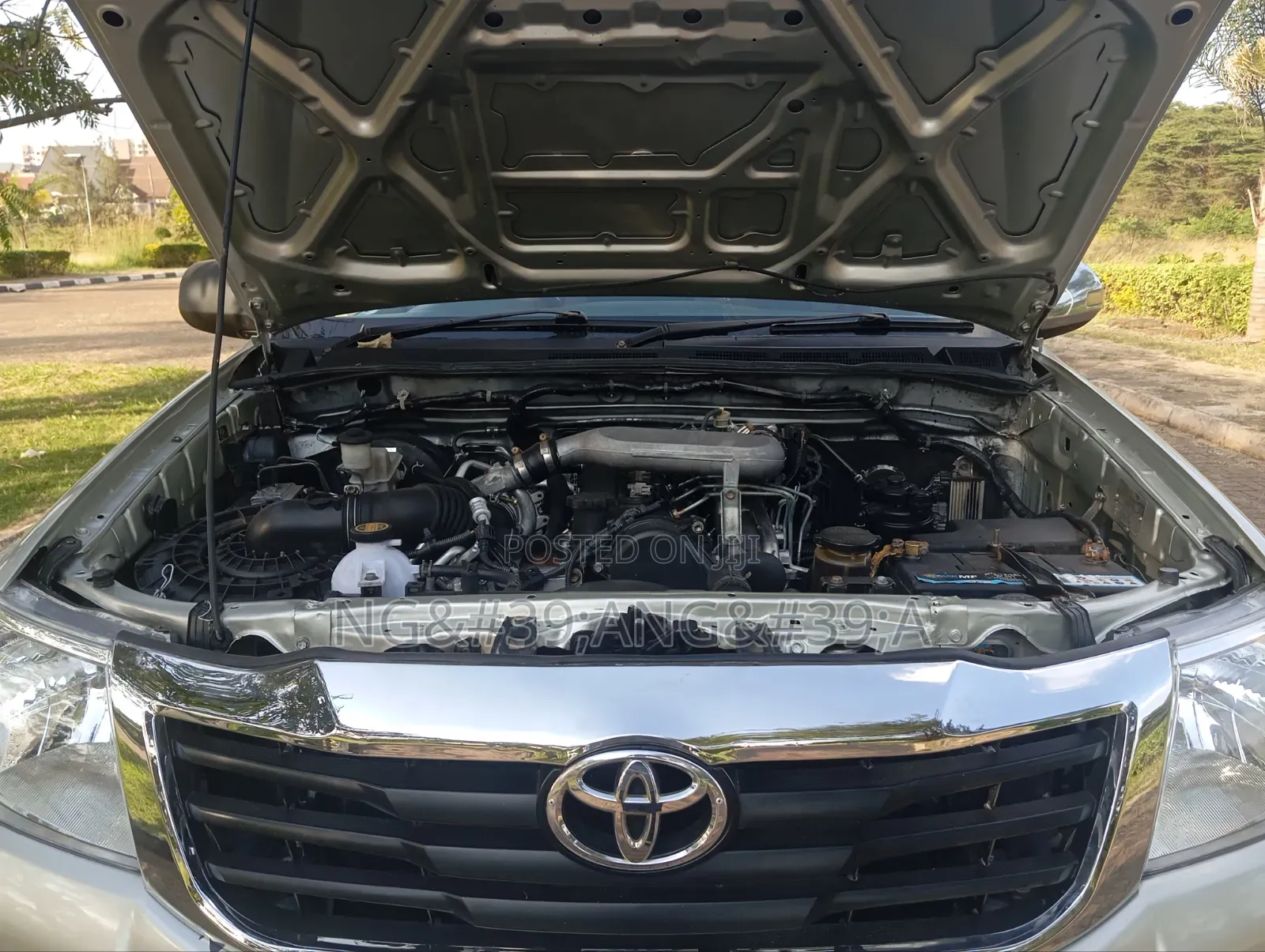 Toyota Hilux 2004 Beige