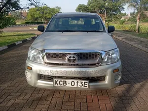 Toyota Hilux 2008 Silver