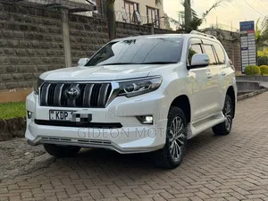 Toyota Land Cruiser Prado 2017 White