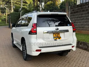 Toyota Land Cruiser Prado 2017 White