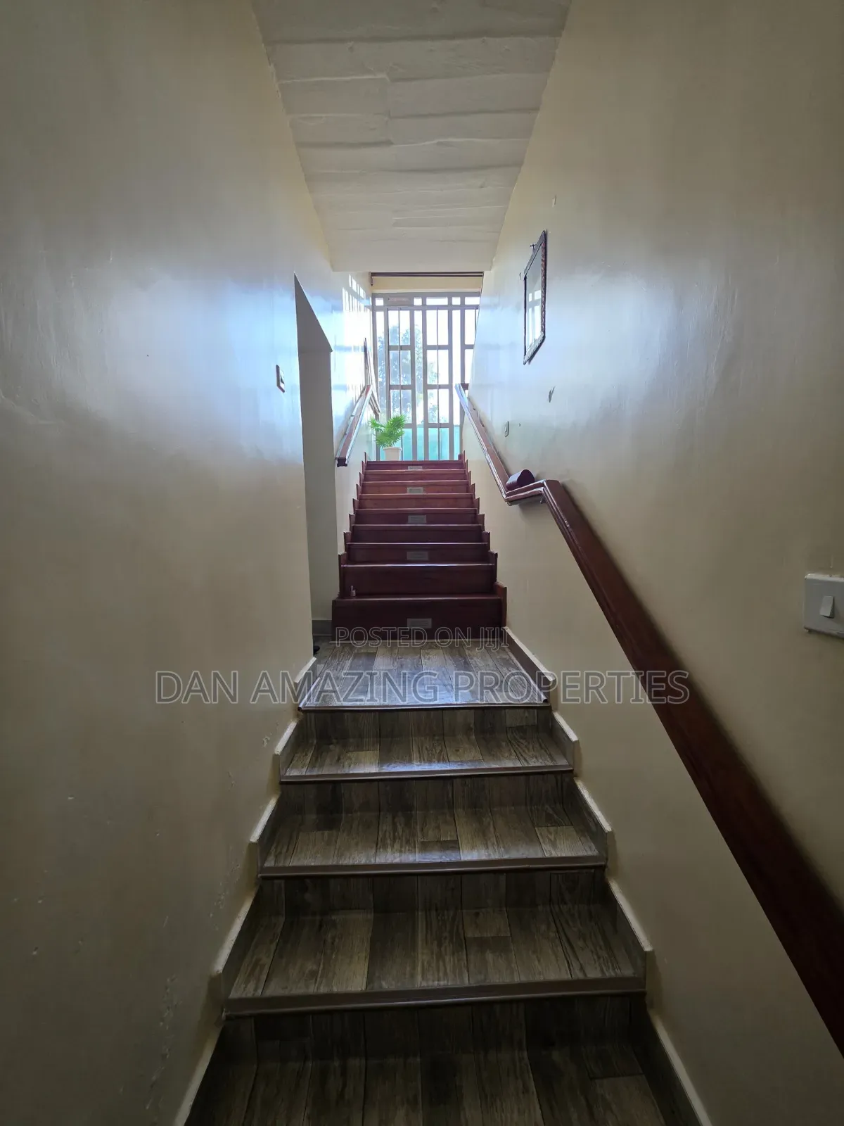 4bdrm Maisonette in Lemiso Rd On 1/4, Kibiku for rent