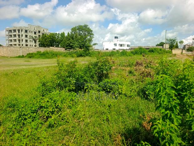 Prime Plot For Sale - thumbnail 3