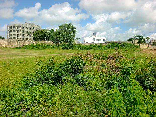 Prime Plot For Sale - thumbnail 6