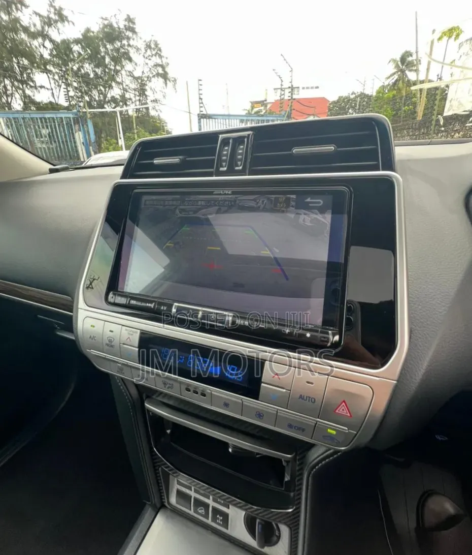 Toyota Land Cruiser Prado 2019 Pearl
