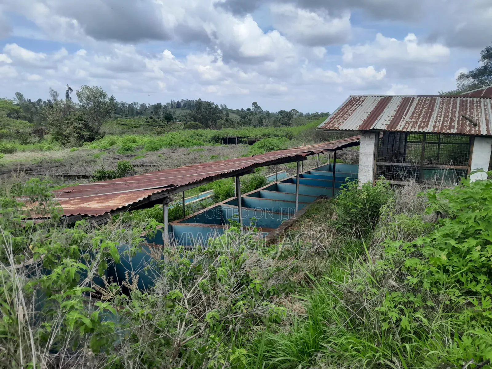 604 Acre Makuyu