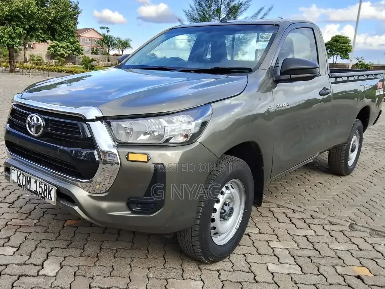 Toyota Hilux 2022 Gold