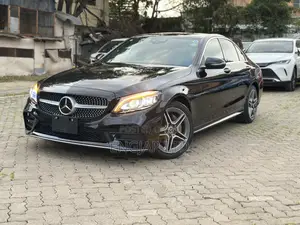 Mercedes-Benz C200 2019 Black