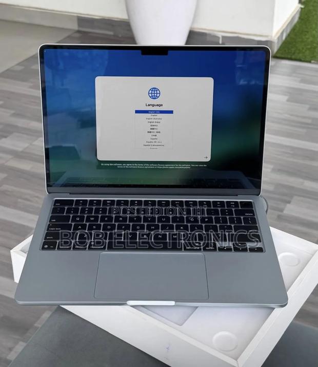 Laptop Apple MacBook Pro 2020 32GB Intel Core i7 SSD 512GB - thumbnail 2