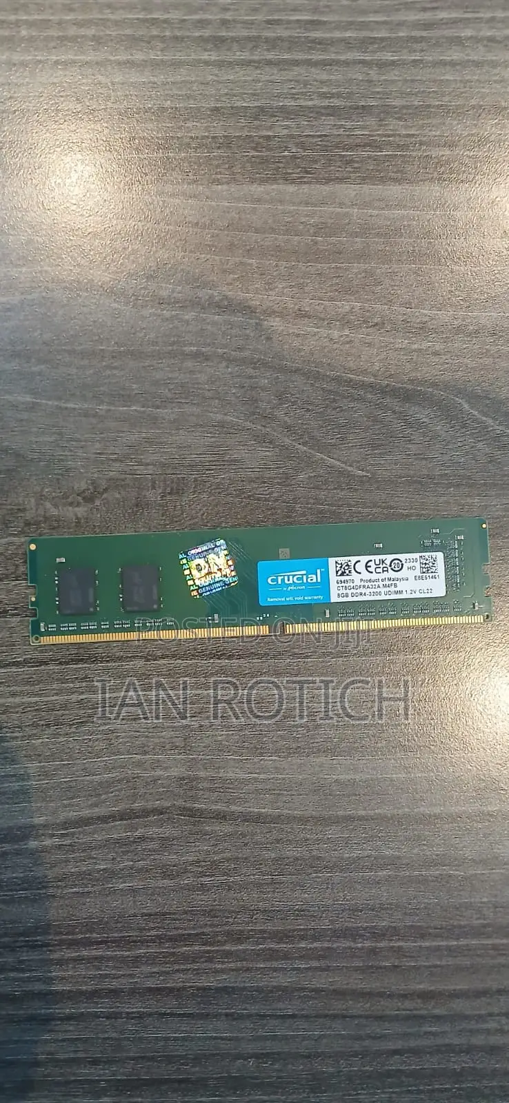 Crucial and Sk Hynix Desktop Ram Ddr4 8gb 3200