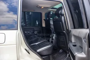 Land Rover Range Rover Vogue 2010 Pearl