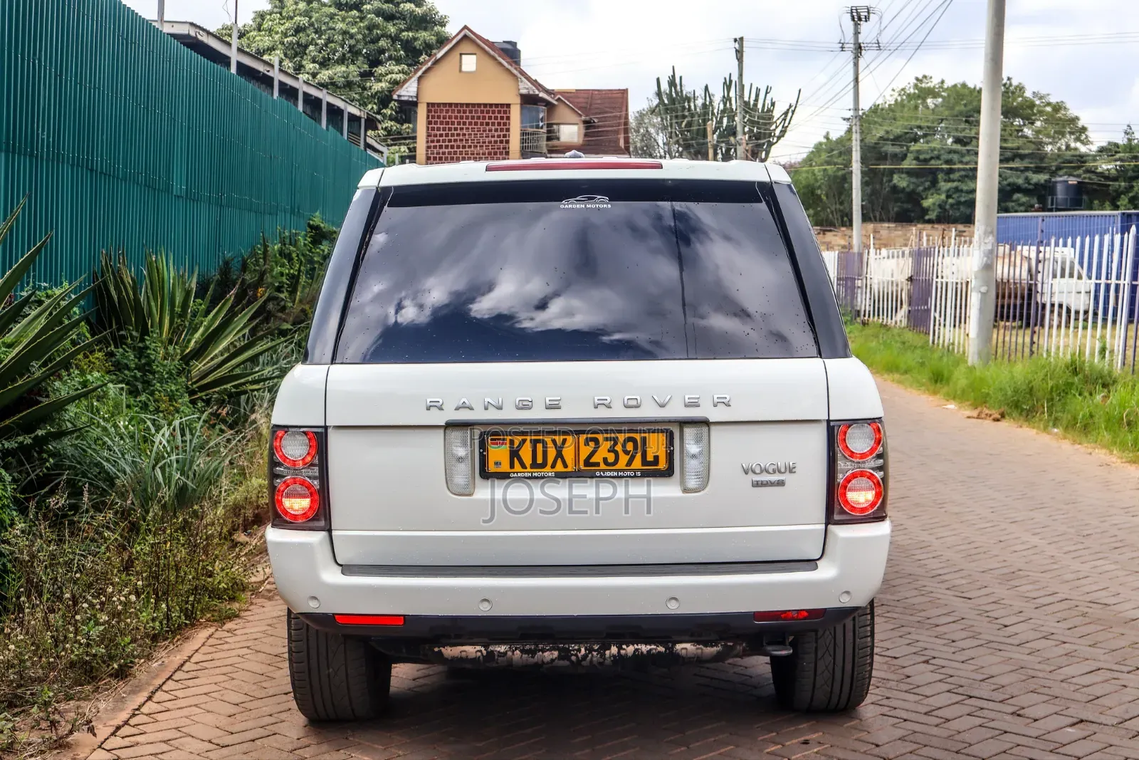 Land Rover Range Rover Vogue 2010 Pearl