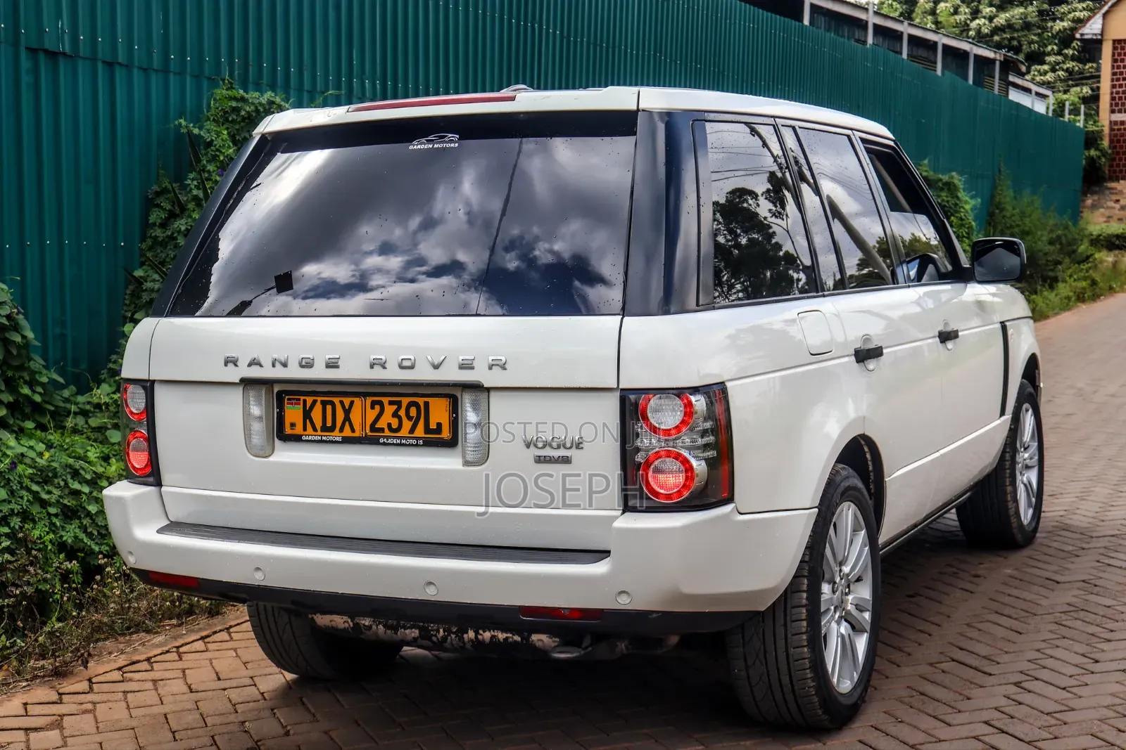 Land Rover Range Rover Vogue 2010 Pearl