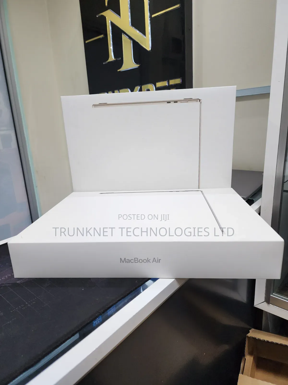 New Laptop Apple MacBook Air 16GB Apple M2 SSD 256GB