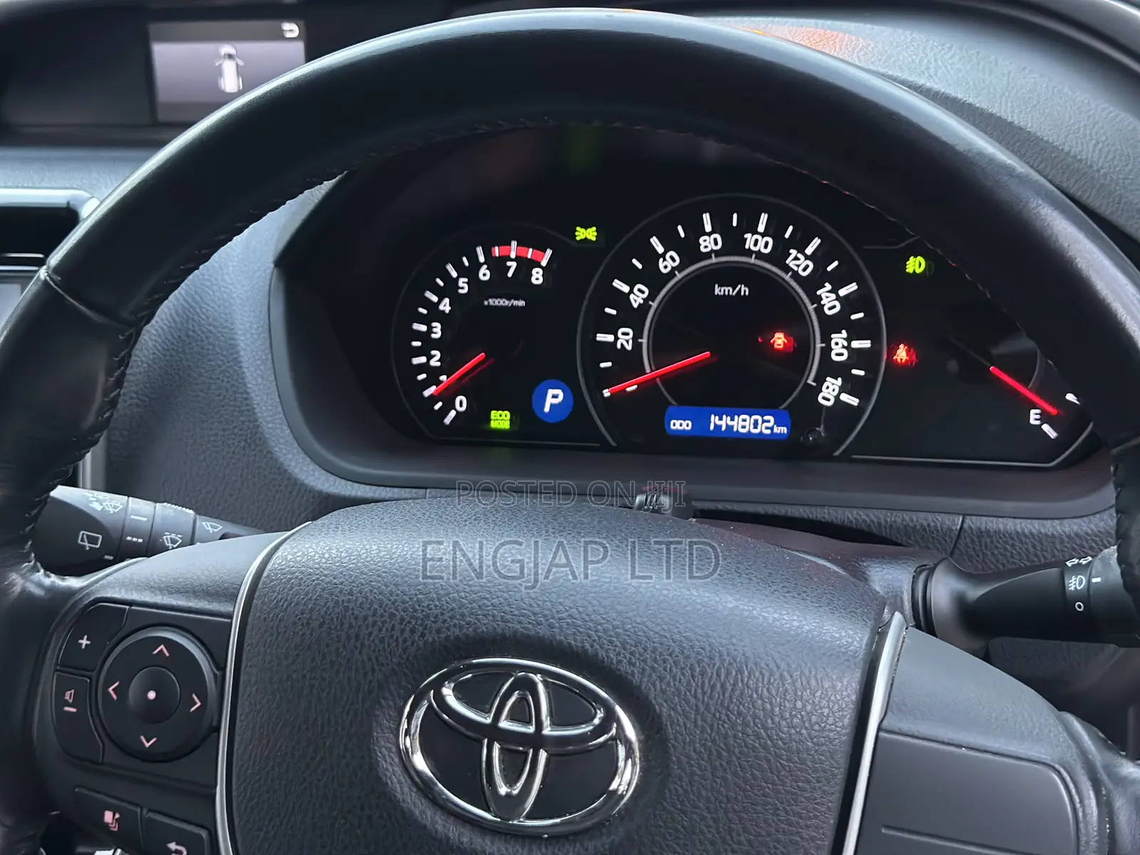 Toyota Voxy 2018 Pearl