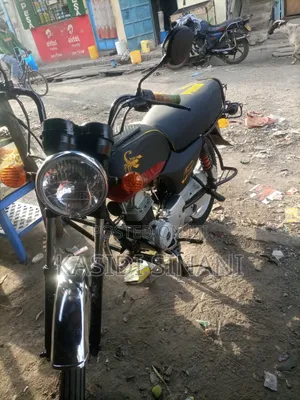 Bajaj Boxer 2022 Red