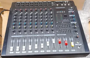 Omax 8channel Powered Mixer 3000watts