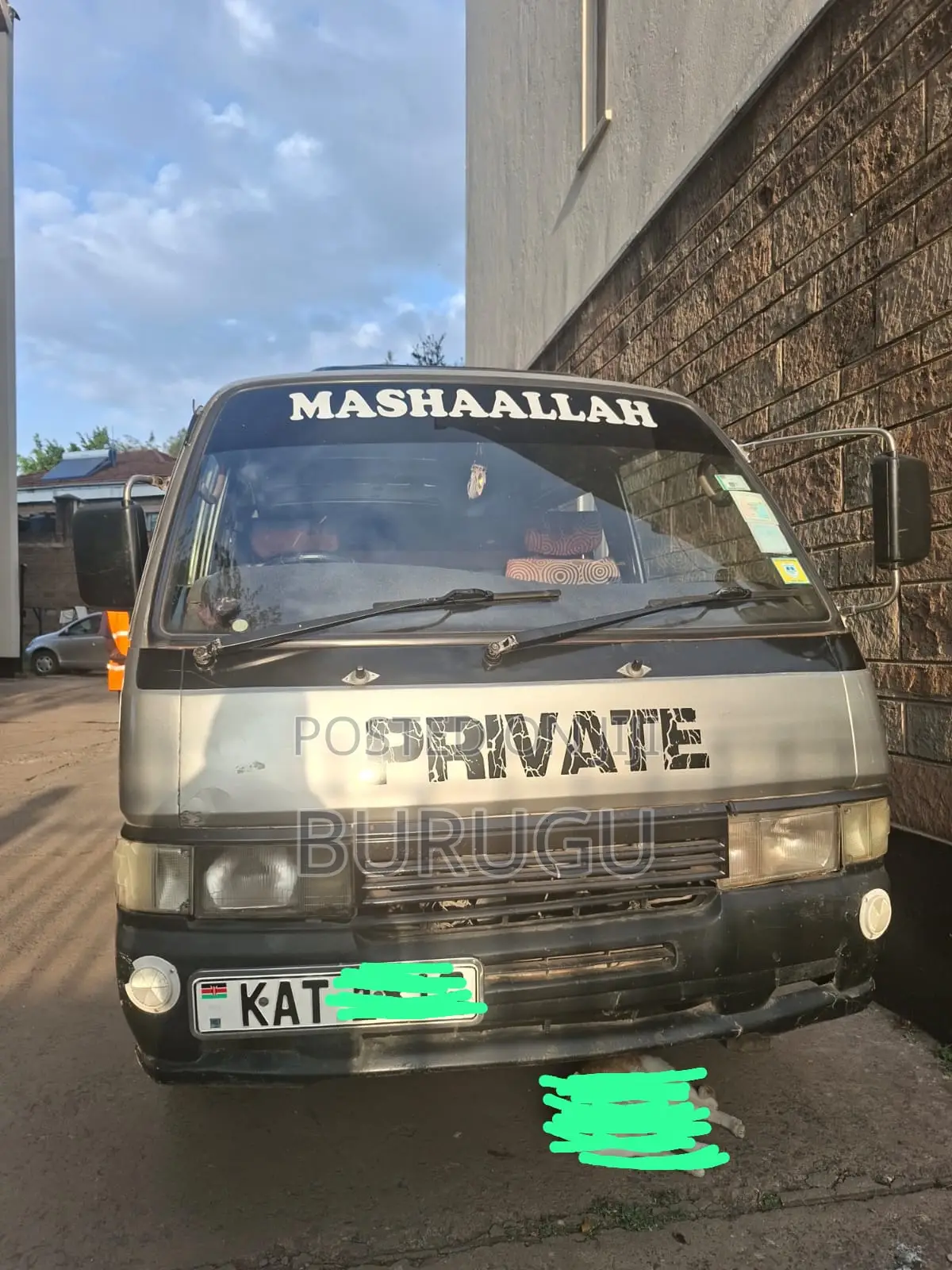 Nissan Caravan (Urvan) 1994 Grey