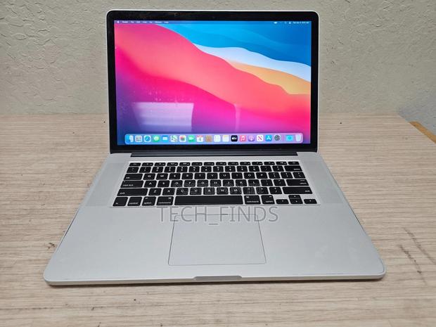 Laptop Apple MacBook Pro 2015 16GB Intel Core i7 SSD 512GB