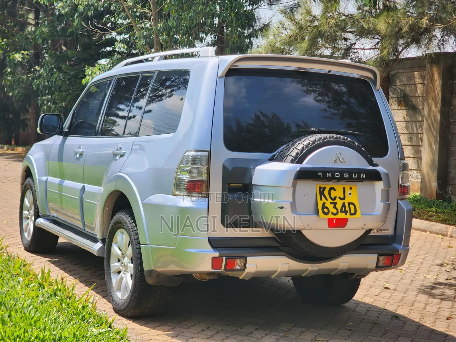 Mitsubishi Pajero 3.2 Di-Dc GLS 2010 Silver