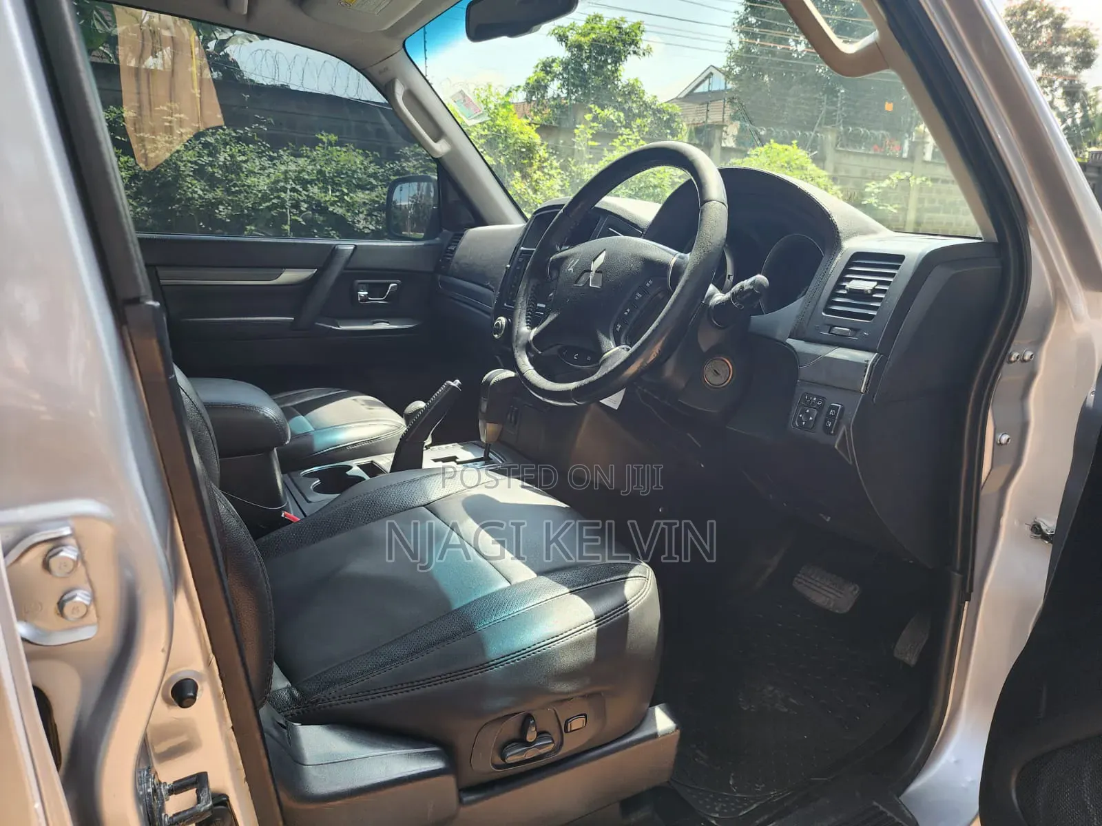 Mitsubishi Pajero 3.2 Di-Dc GLS 2010 Silver