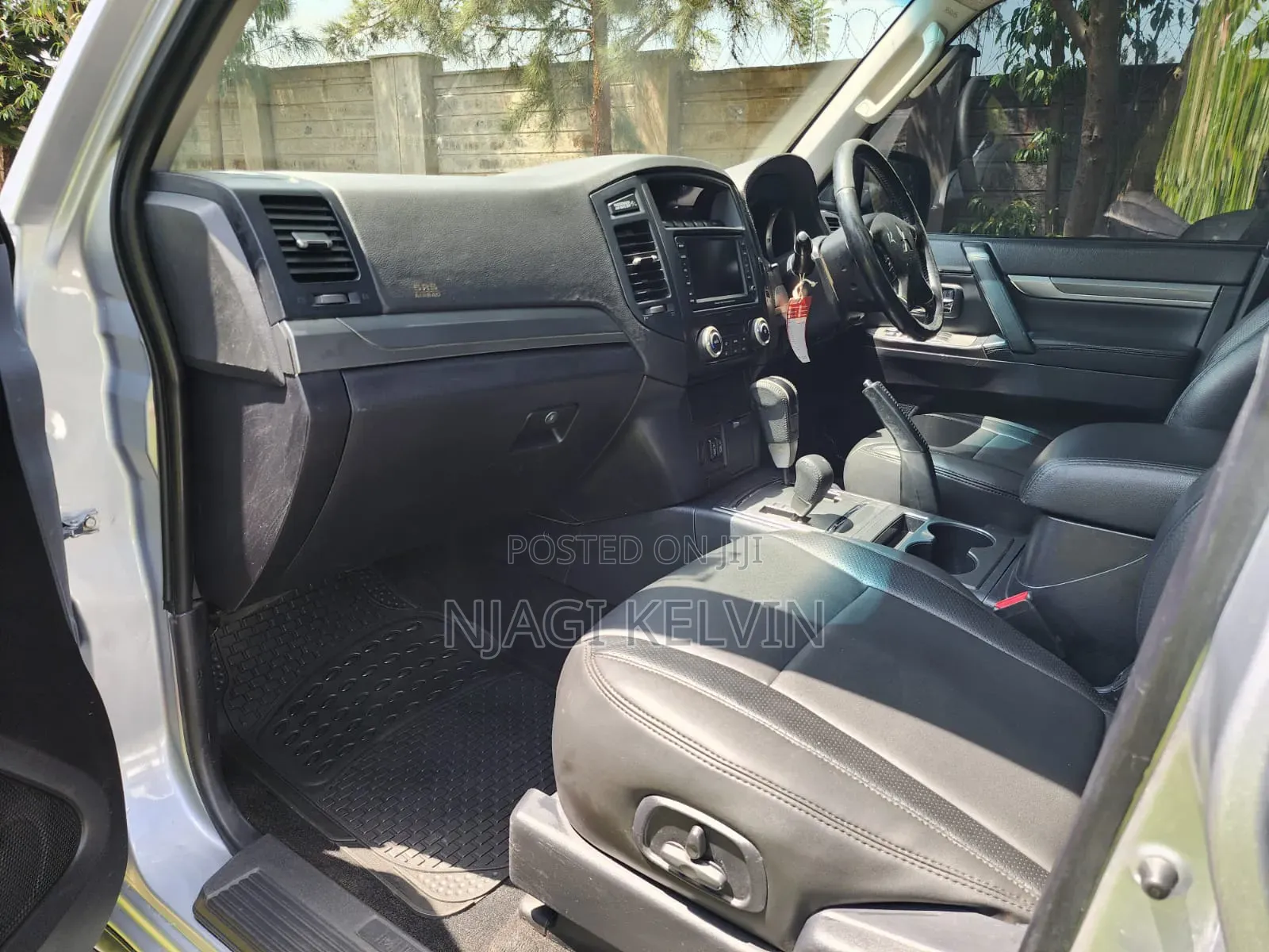 Mitsubishi Pajero 3.2 Di-Dc GLS 2010 Silver