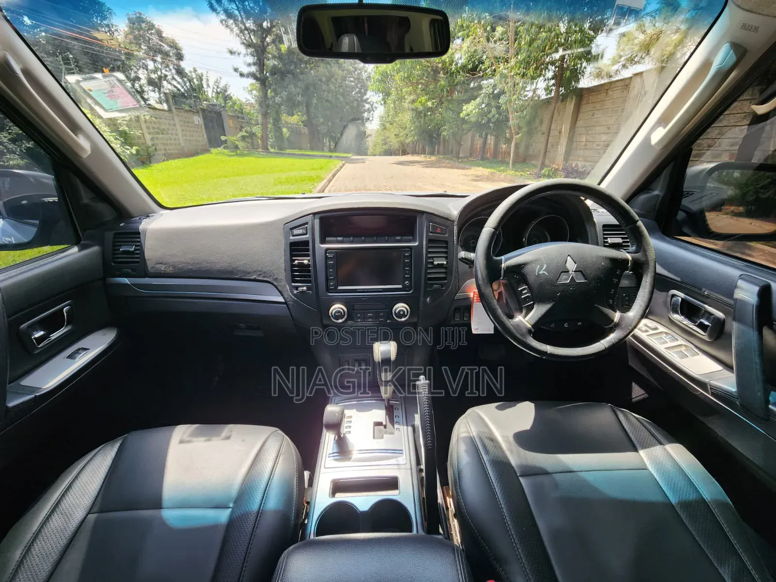 Mitsubishi Pajero 3.2 Di-Dc GLS 2010 Silver
