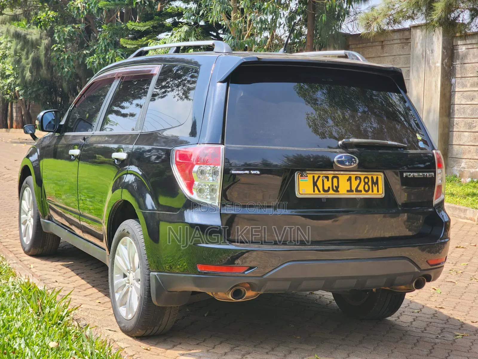 Subaru Forester 2011 Black