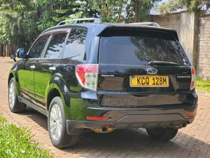 Subaru Forester 2011 Black