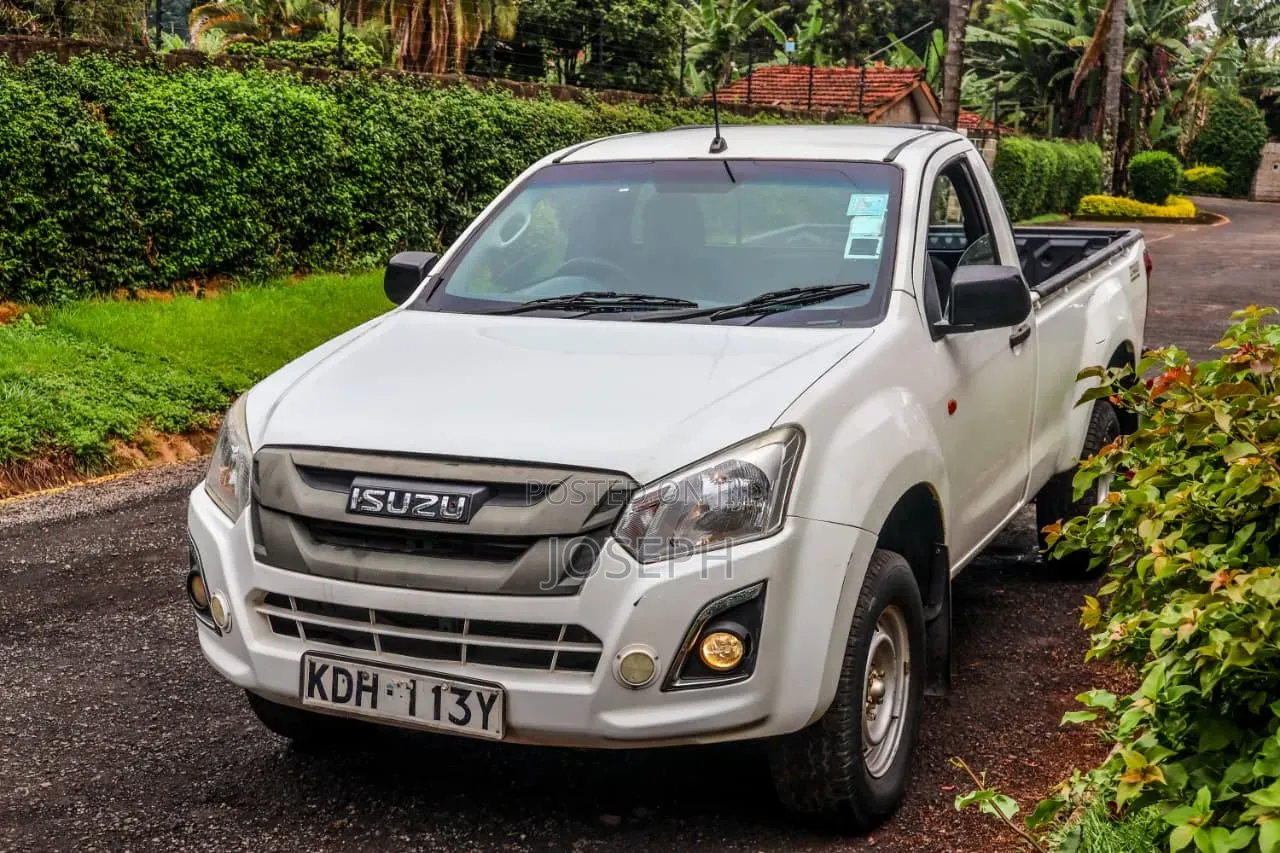 Isuzu D-MAX 2022 White