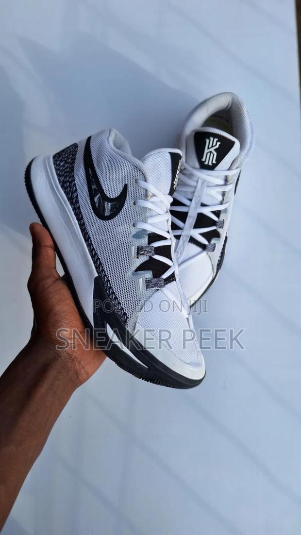 Basketball Shoe [Kyrie Flytrap 6] - thumbnail 2