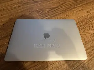 Laptop Apple MacBook Pro 2017 16GB Intel Core i7 SSD 512GB